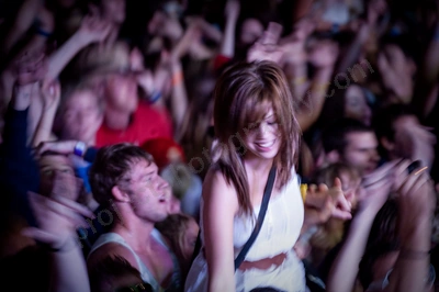1_movement_crowd_wyliepic_2010_030_2.jpg