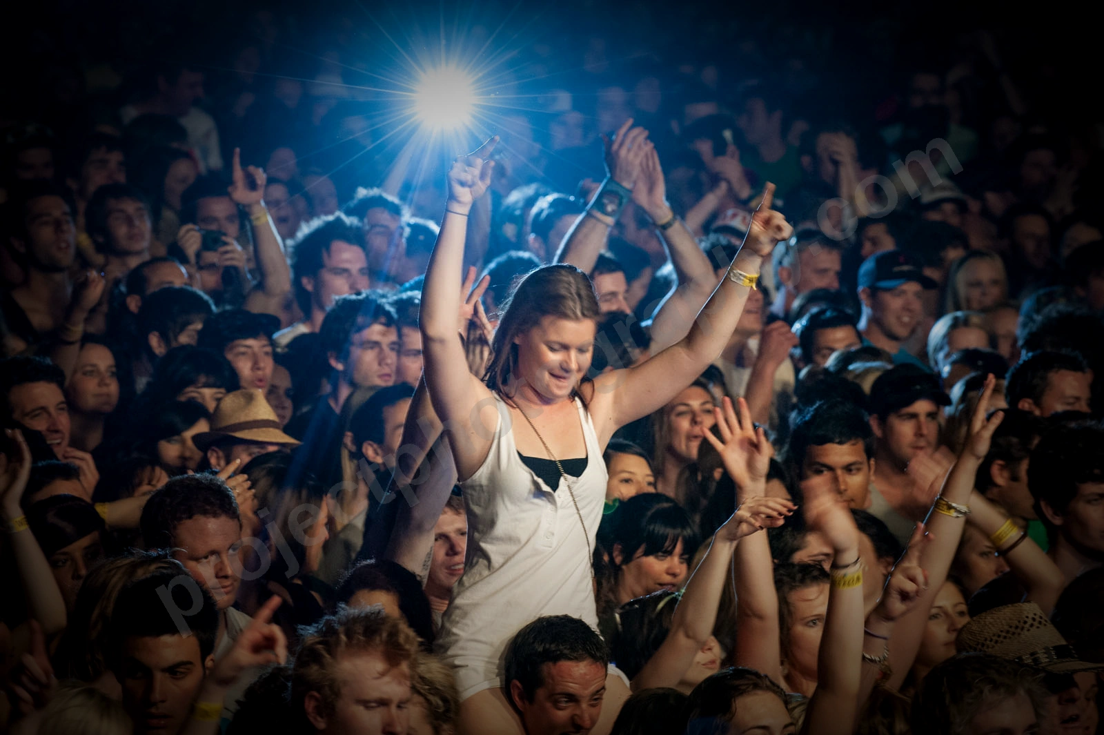 1_movement_crowd_wyliepic_2010_042_2.jpg