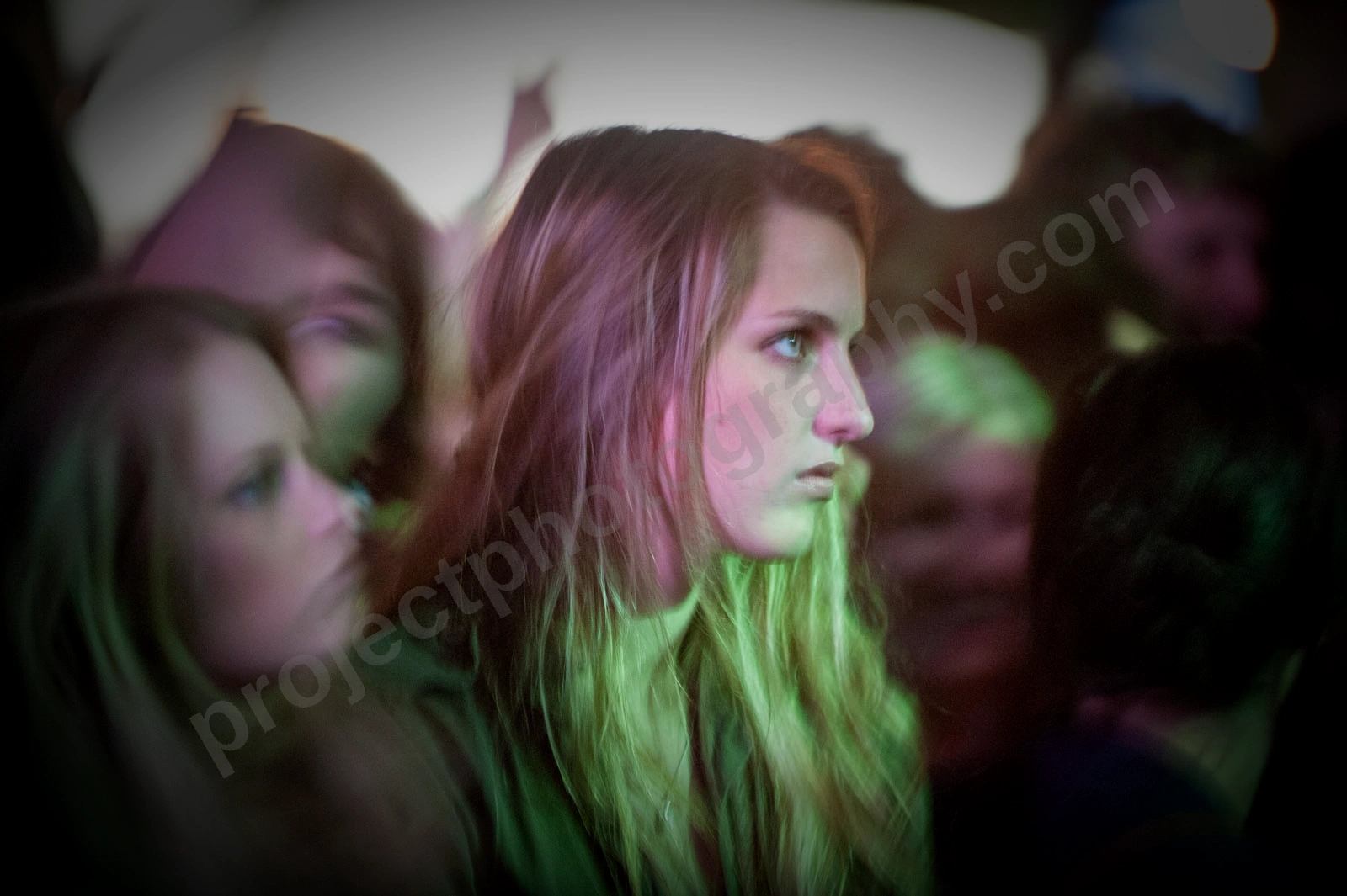 1_movement_girl_in_crowd_wyliepic_2010_14.jpg