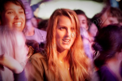 1_movement_girl_in_crowd_wyliepic_2010_18.jpg