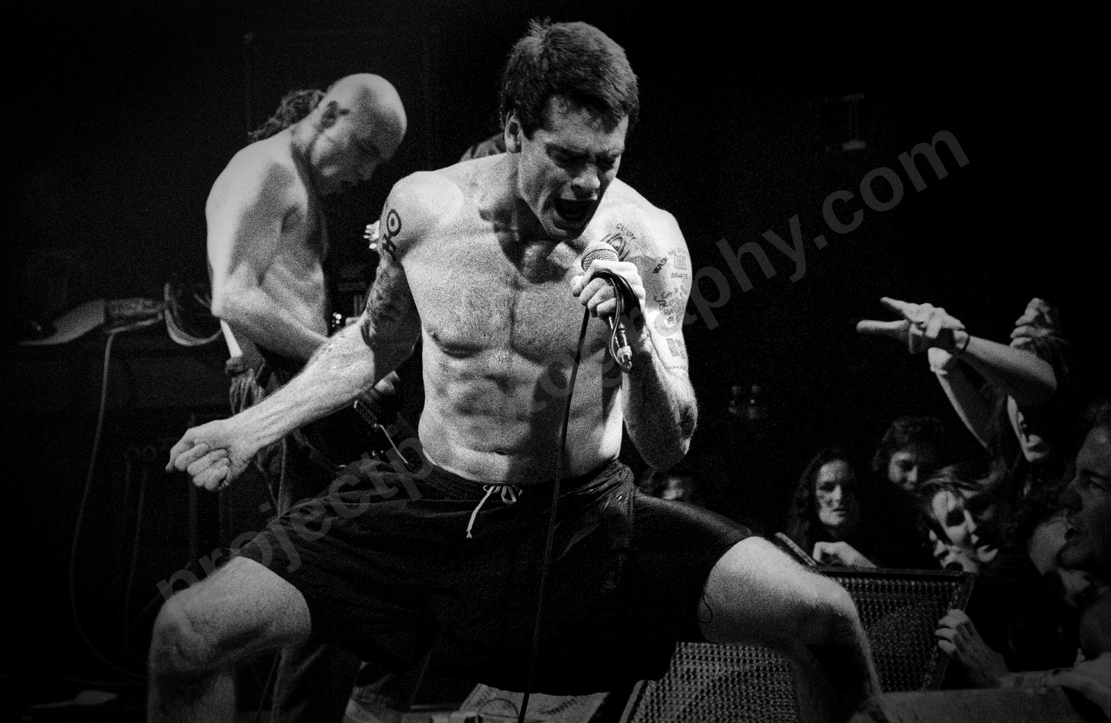 1_rollins_band_crowd_329_berlin_wyliepic_10_92_00.jpg