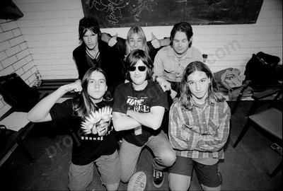1_yyou_am_i_silverchair_1392_wyliepic_00.jpg