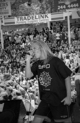 SFD_crowd_bdo_1108_wyliepic_95_01.jpg