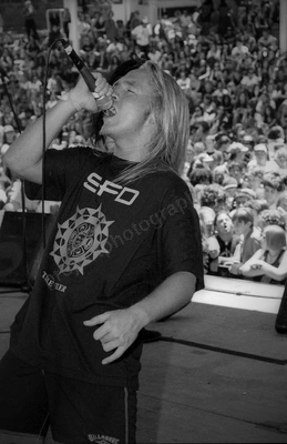 SFD_crowd_bdo_1108_wyliepic_95_02.jpg