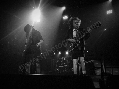 ac_dc_burswood_1675_wyliepic_2_11_96_10.jpg