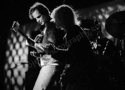 alex_chilton_fiona_fbn_1335_wyliepic_11_95_01.jpg