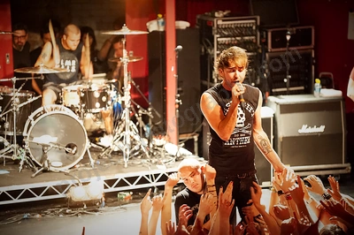 all_time_low_crowd_capital_wyliepic_9_11_04.png