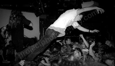 allegiance_crowd_stagediving_club_atlantis_477_wyliepic_4_93_17.jpg