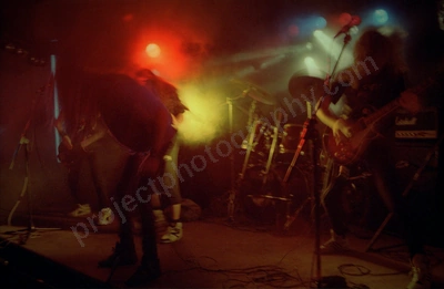 alliegance_344_unco_footy_gig_wyliepic_10_92_00.jpg
