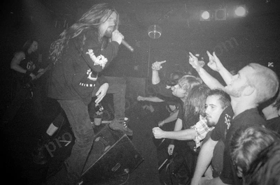 alliegance_crowd_planet_1780_wyliepic_97_00_FILM.jpg