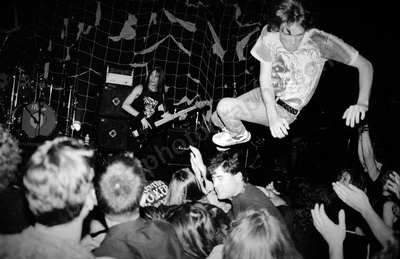alliegance_crowd_stagediving_berlin_274_wyliepic_92_0_FILM.jpg