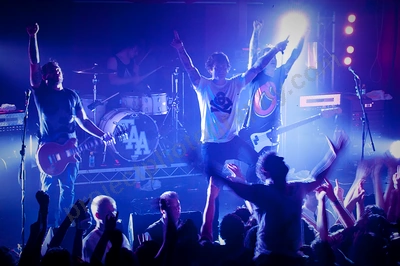 amity_affliction_crowd_capital_10_11_02.png