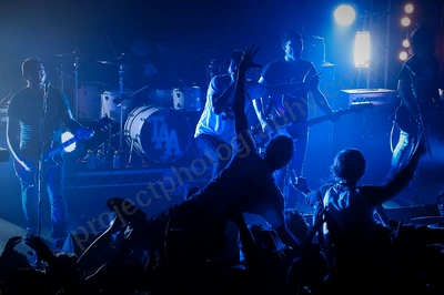 amity_affliction_crowd_capital_10_11_04.png