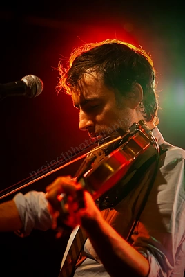 andrew_bird_rosemount_wyliepic_11_1_08_00.png