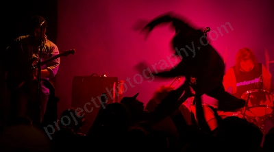 bad_dreems_crowd_badlands_wyliepic_6_17_00.png