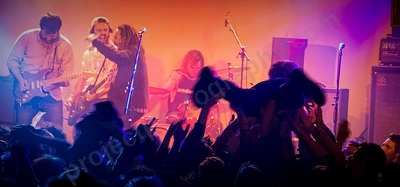 bad_dreems_crowd_badlands_wyliepic_6_17_09.png