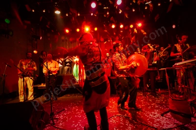 banda_conmocion_chile_wyliepic_11_09_090.png