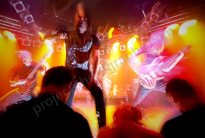 befallen_crowd_amps_wf_wyliepic_8_12_05.png