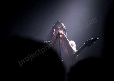 behemoth_crowd_capitol_wyliepic_9_15_04.png