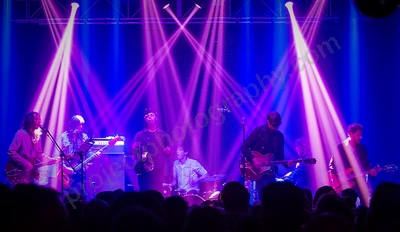 brian_jonestown_massacre_crowd_metros_freo_wyliepic_6_18_02.png
