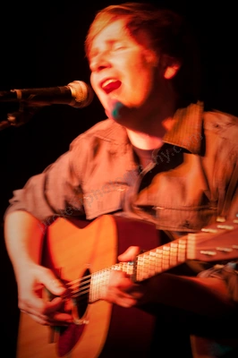 brian_mackey_arlenes_grocery_ny_wyliepic_16_1_10_18.png