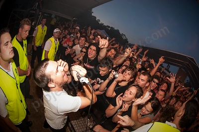 butterfly_effect_crowd_rollercoaster_wyliepic_1_2006_01.png