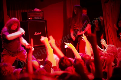 cannibal_corpse_crowd_capital_wyliepic_9_09_07.png