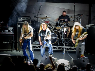 carcass_crowd_magnet_house_wyliepic_2_4_24_03.png