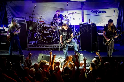 carcass_crowd_magnet_house_wyliepic_2_4_24_10.png