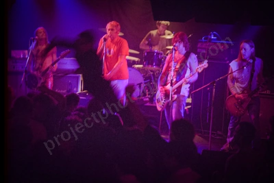 celibate_rifles_crowd_amp_2451_wyliepic_4_12_2009_00.jpg
