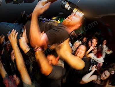 chainsaw_hookers_crowd_boston_wyliepic_24_7_2015_15.png