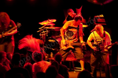 chaos_divine_crowd_amp_wyliepic_10_11_07.png