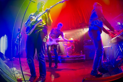 cold_war_kids_capital_wyliepic_8_13_023.png