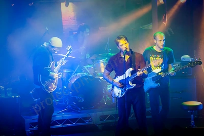 cold_war_kids_capital_wyliepic_8_13_074.png