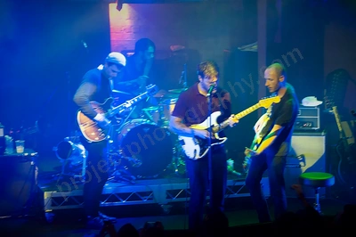 cold_war_kids_capital_wyliepic_8_13_078.png