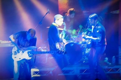 cold_war_kids_capital_wyliepic_8_13_085.png