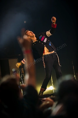 coldplay_crowd_burswood_wyliepic_2_09_27.png