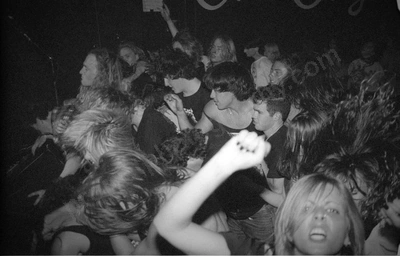 crowd_alliegance_389_grosvenor_wyliepic_12_92_00.jpg