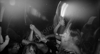 crowd_alliegance_club_atlantis_1320_wyliepic_12_95_11.jpg