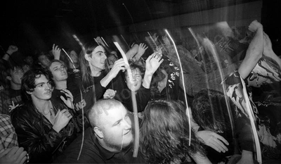crowd_alliegance_grosvenor_946_wyliepic_9_94_11.jpg