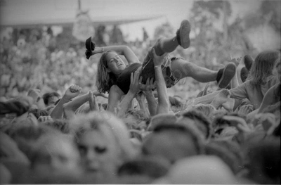crowd_bdo_jebediah_1765_wyliepic_97_02_FILM.jpg