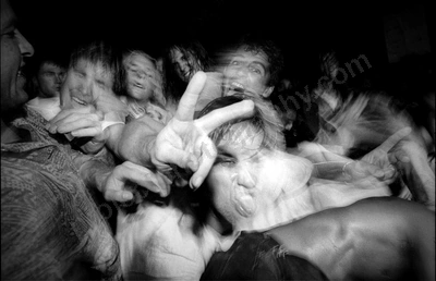 crowd_celibate_rifles_grosvenor_808_wyliepic_4_94_04.jpg