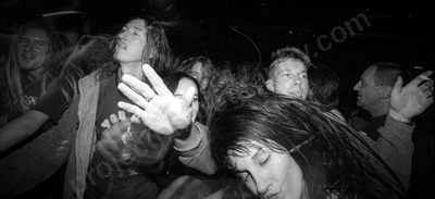 crowd_cosmic_psychos_planet_1198_wyliepic_95_02.jpg