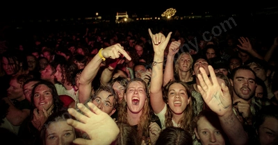 crowd_cruel_sea_1396_wyliepic_nye_95_96_04.jpg