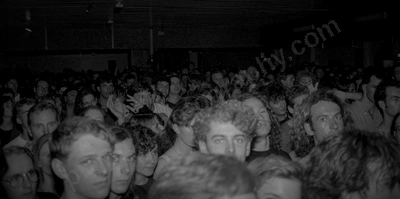 crowd_ed_kuepper_photographer_shents_212_wyliepic_92_01.jpg