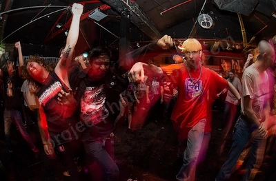 crowd_engage_amp_wyliepic_6_4_18_02.png