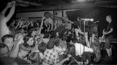 crowd_fugazi_grosvenor_605_wyliepic_10_93_0.jpg
