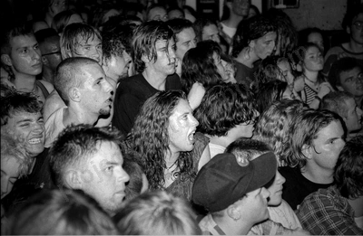 crowd_fugazi_grosvenor_605_wyliepic_10_93_2.jpg