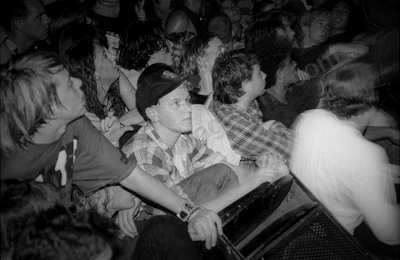 crowd_fugazi_grosvenor_605_wyliepic_10_93_4.jpg