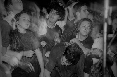 crowd_mark_of_cain_1176_wyliepic_5_95_02.jpg